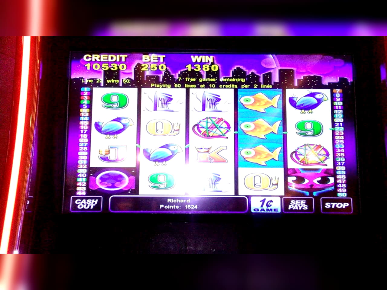 225 Free spins no deposit at Come On Casino