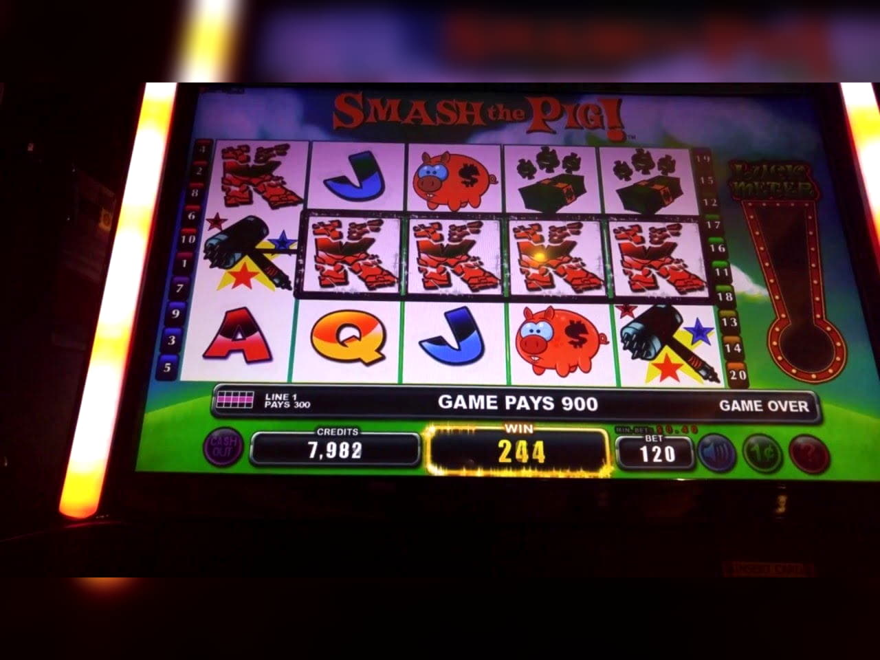 Eur 435 Daily freeroll slot tournament at Ruby Fortune Casino
