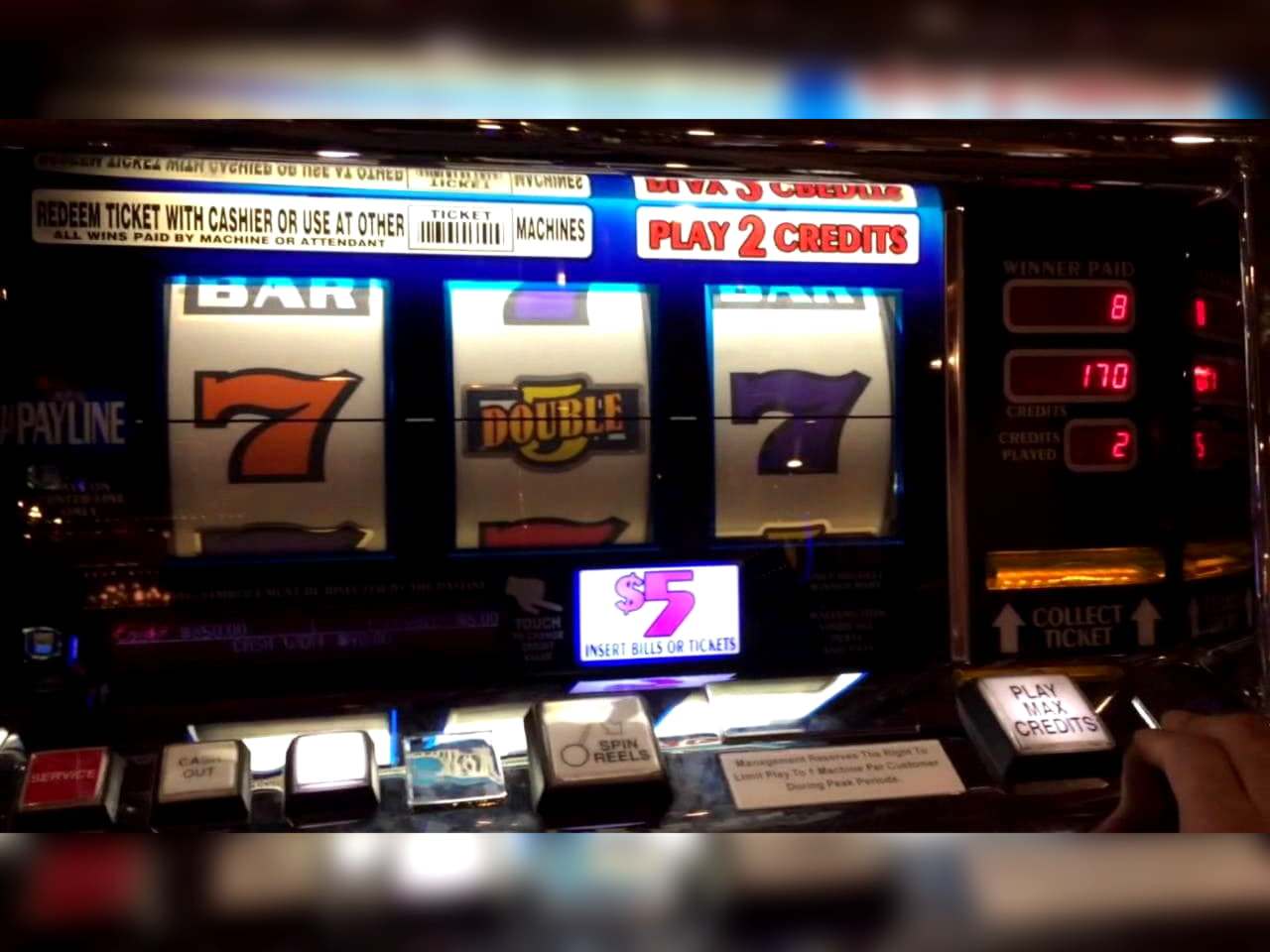 325% Signup casino bonus at Royal Dubai Casino