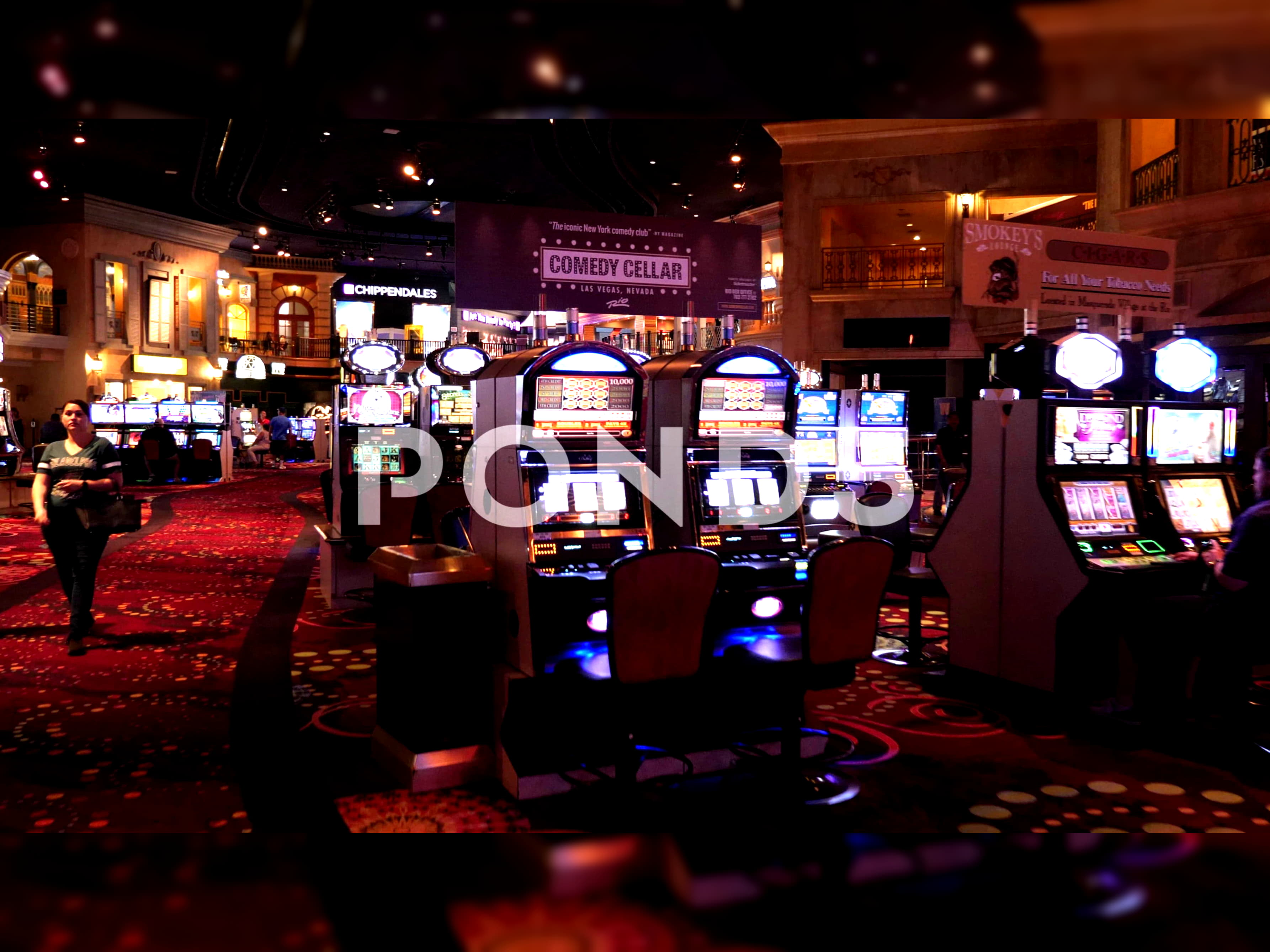 EURO 450 Mobile freeroll slot tournament at Casino Room