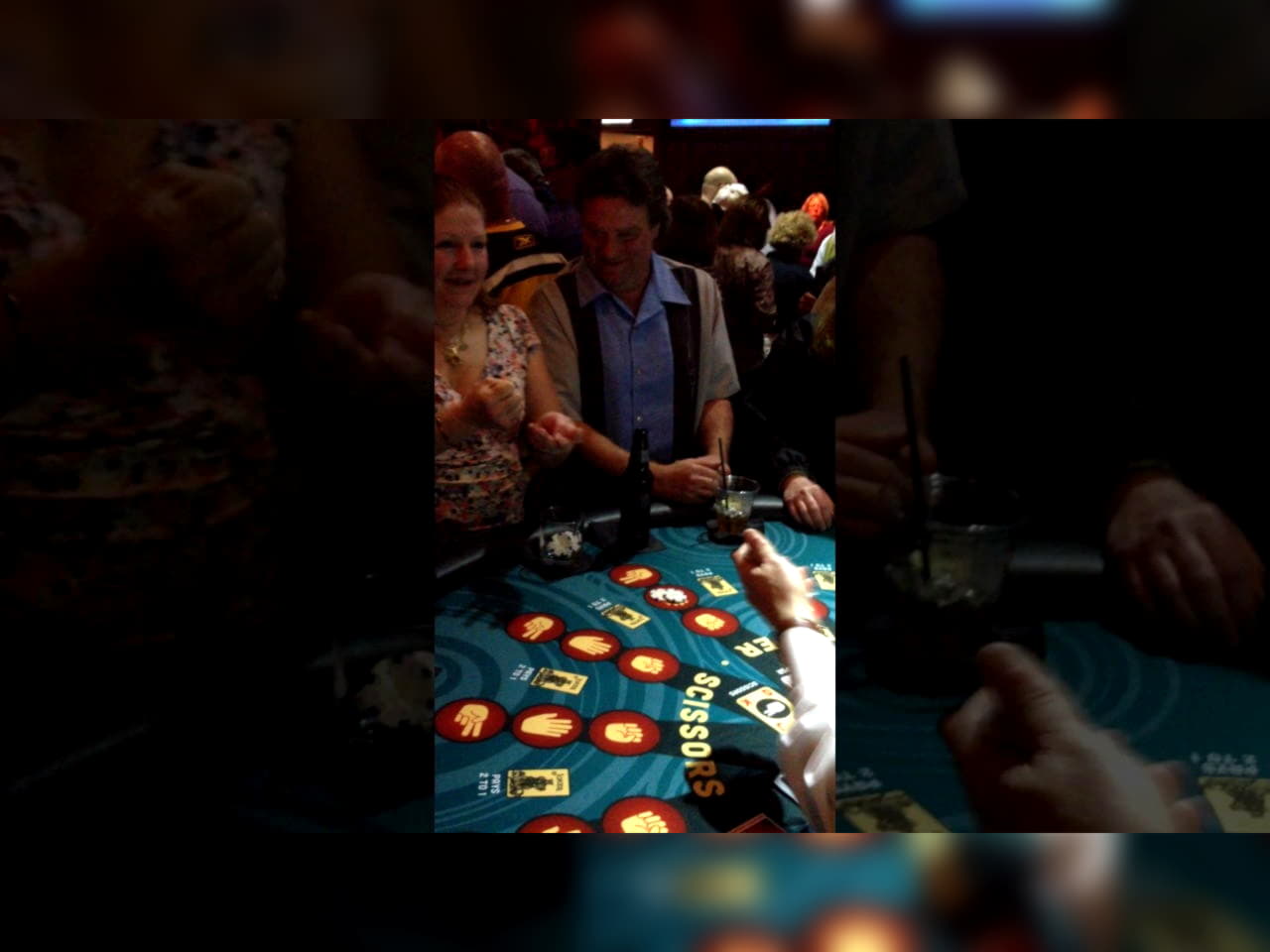 Eur 945 Daily freeroll slot tournament at Red Bet Casino
