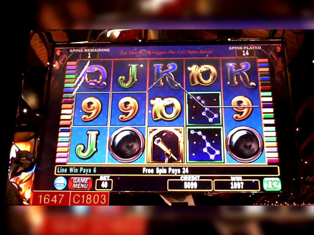 $420 Daily freeroll slot tournament at Vegas Hero Casino