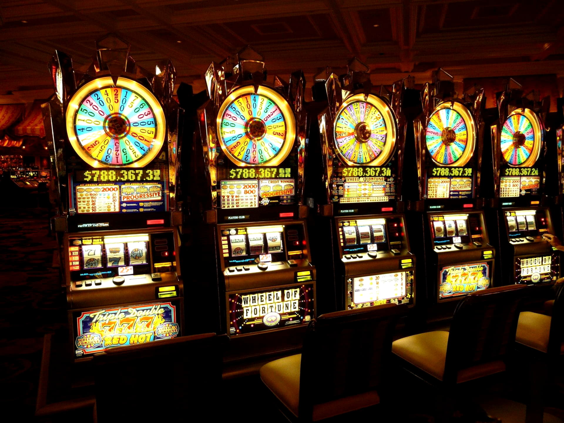 €335 FREE CHIP CASINO at Intertops Casino