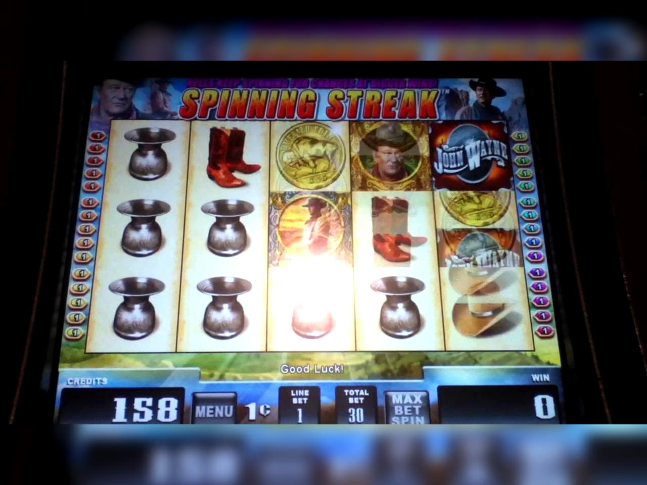 95 Free Spins at Vegas Hero Casino