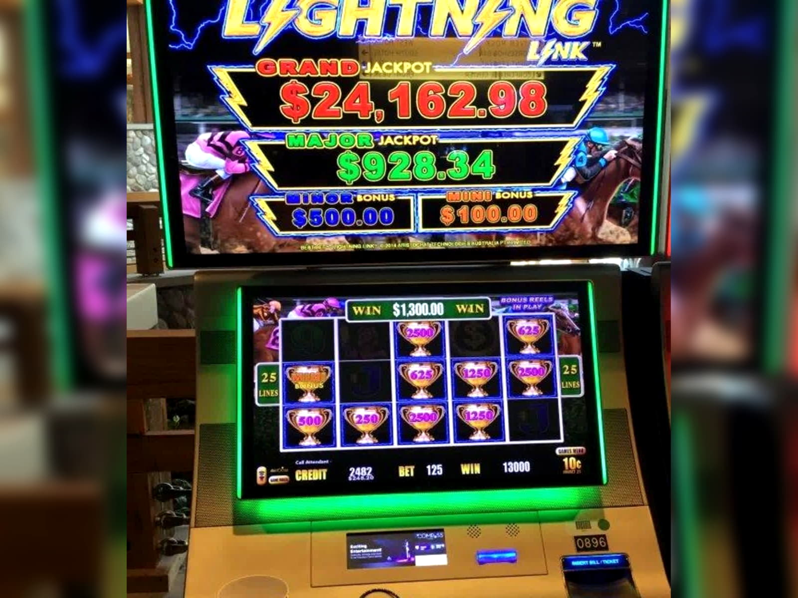 75 Free spins no deposit at Vegas Hero Casino