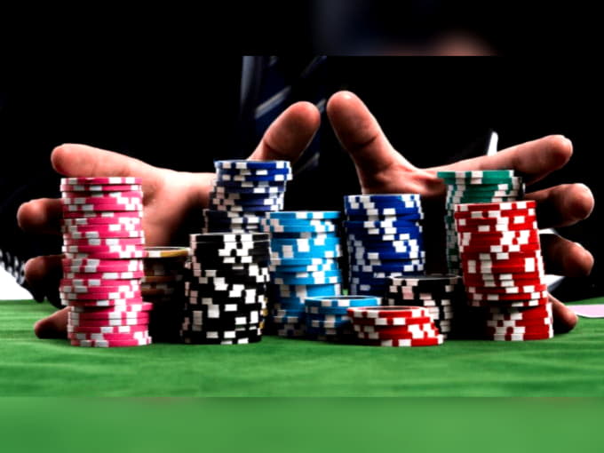 275 Free Spins no deposit at Come On Casino