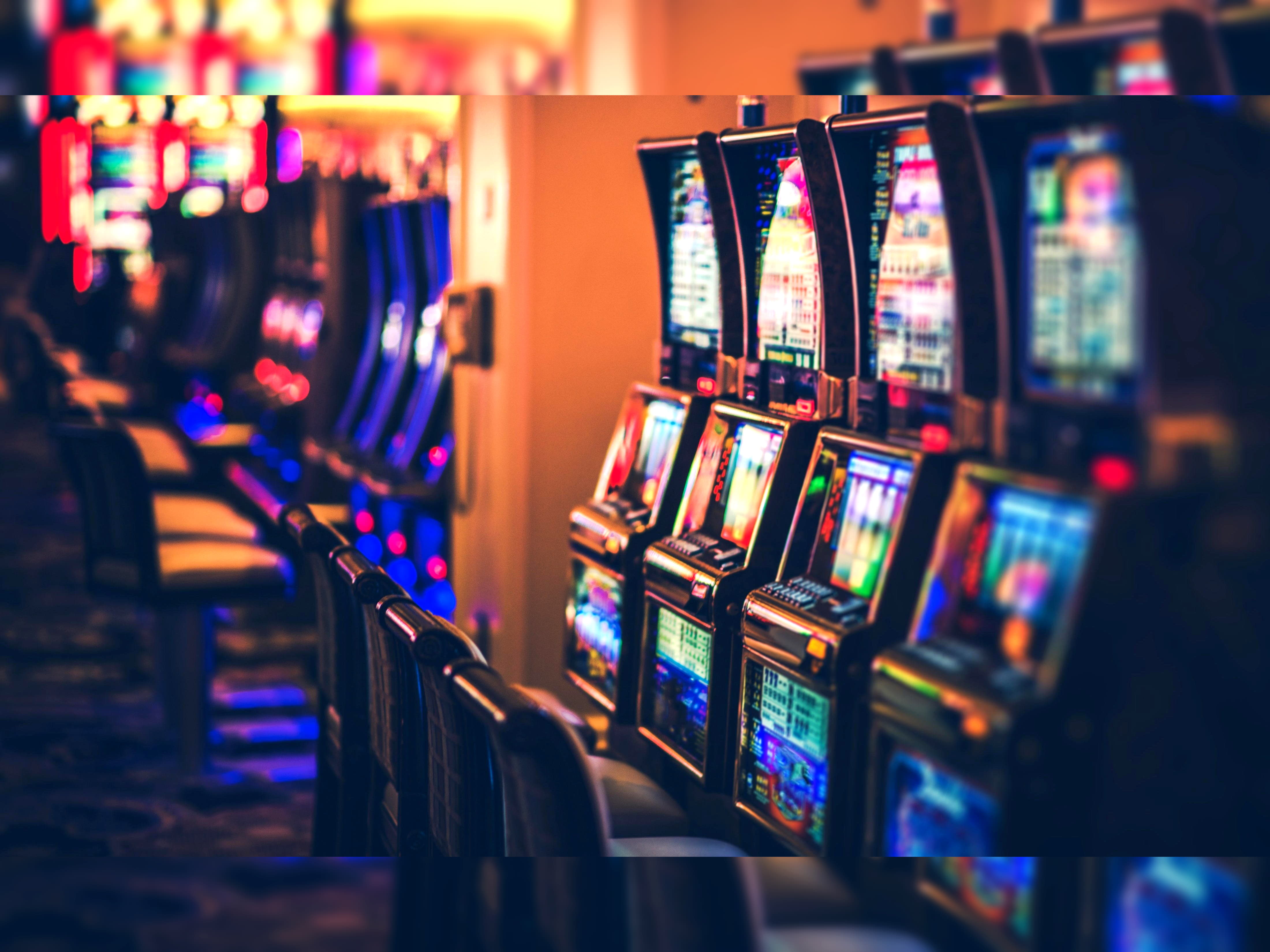 €870 Daily freeroll slot tournament at Casino Las Vegas