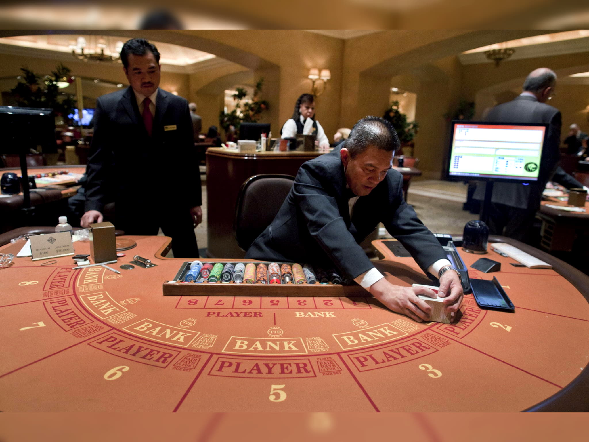 £125 Mobile freeroll slot tournament at Genesis Casino