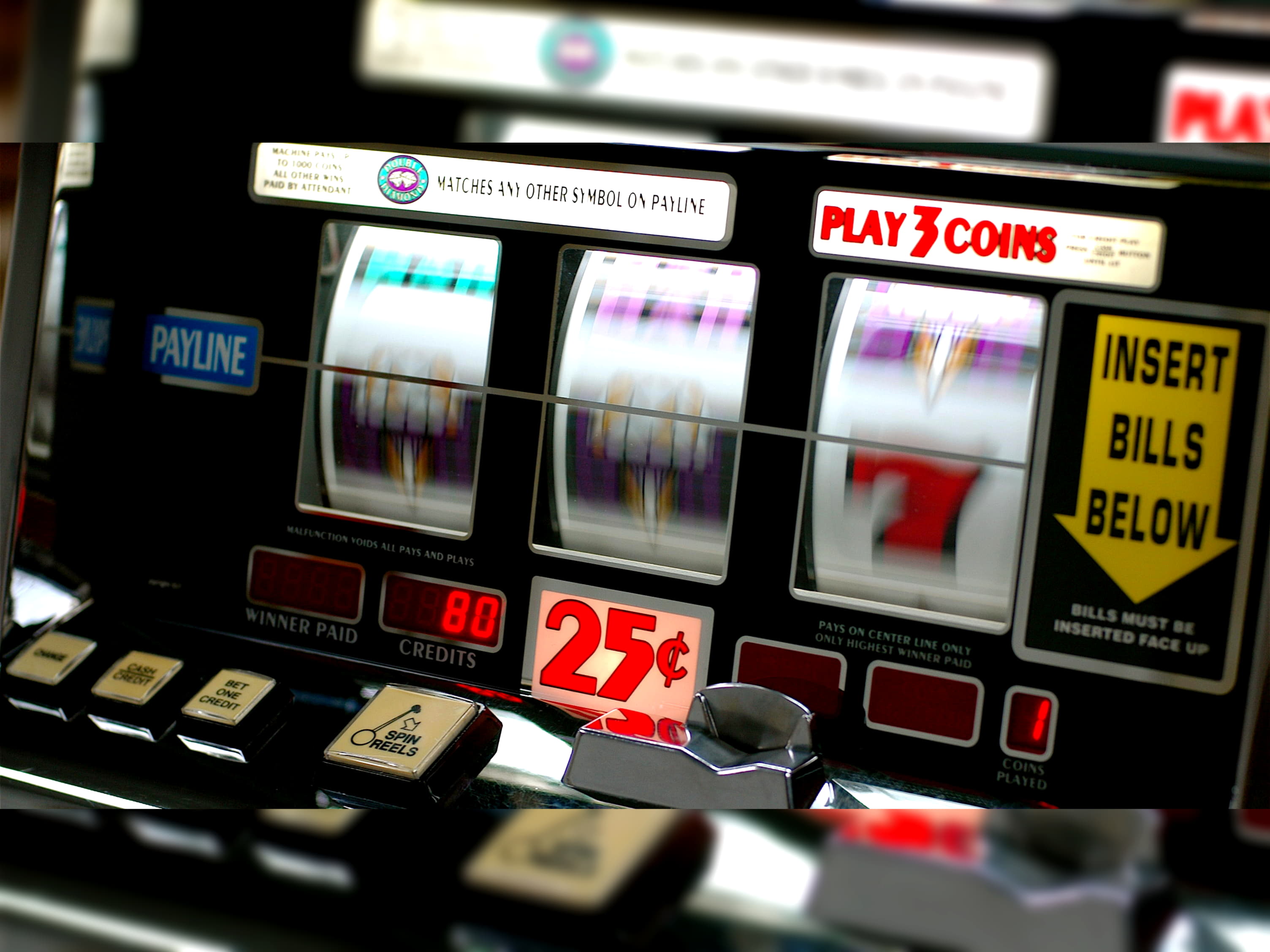 275 free casino spins at Royal Dubai Casino