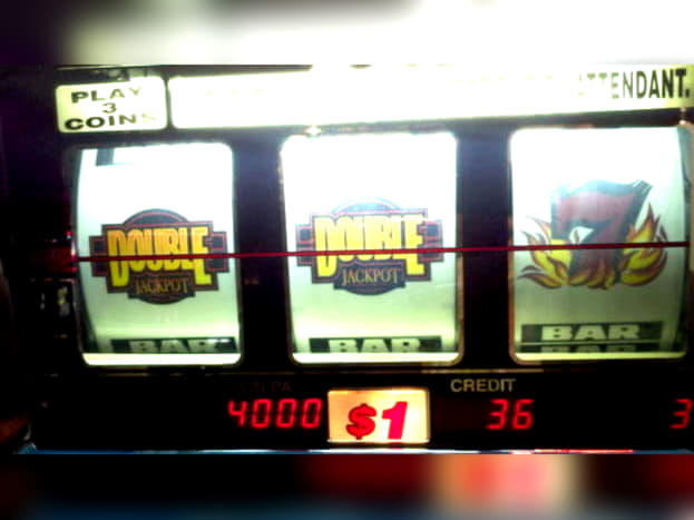 €305 Casino chip at Royal Dubai Casino