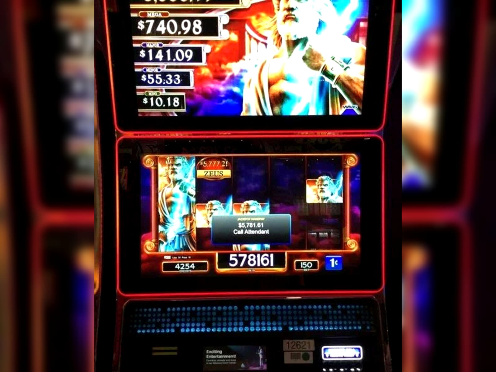 €333 Mobile freeroll slot tournament at Mrgreen Casino