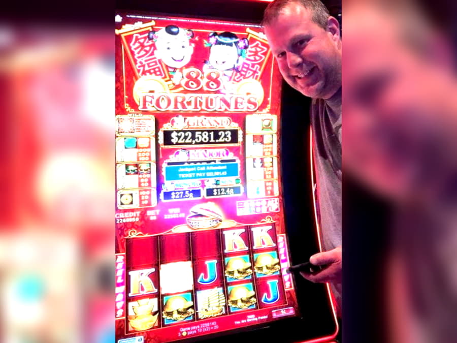 250% Best signup bonus casino at Intertops Casino