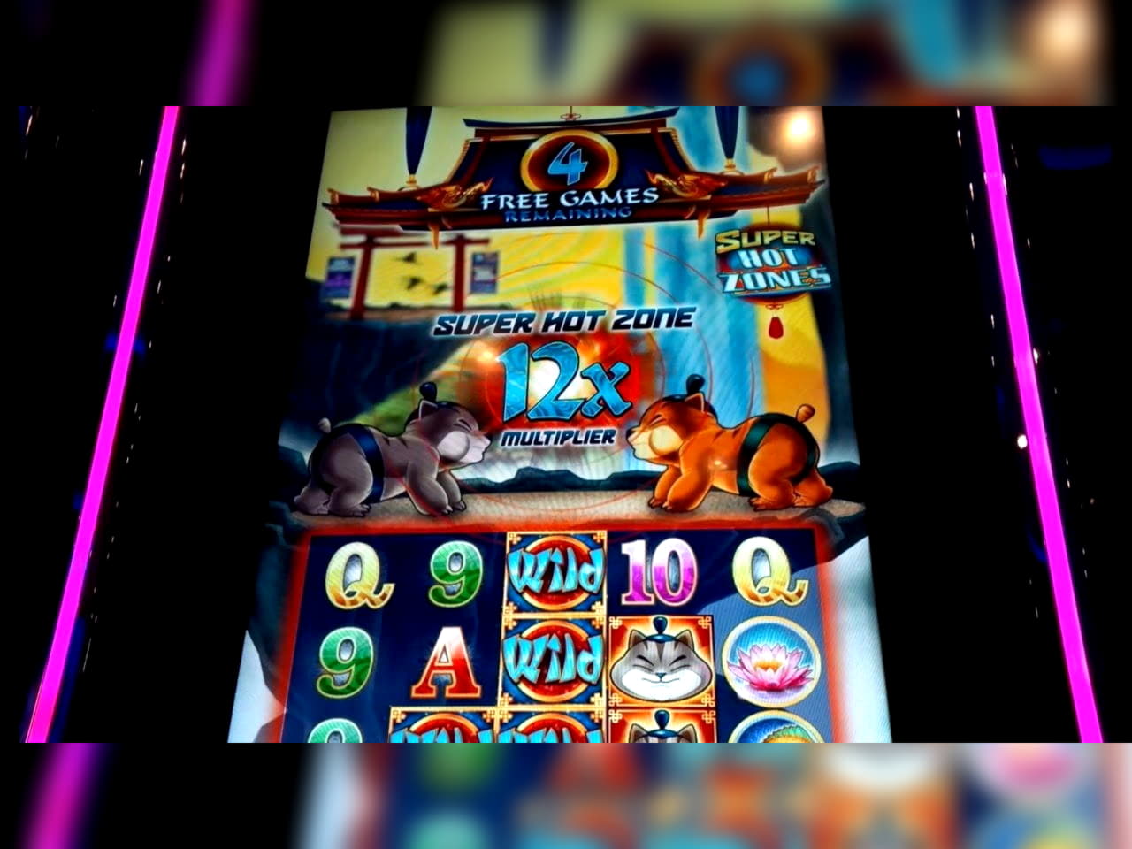 EUR 285 Free Casino Tournament at Come On Casino