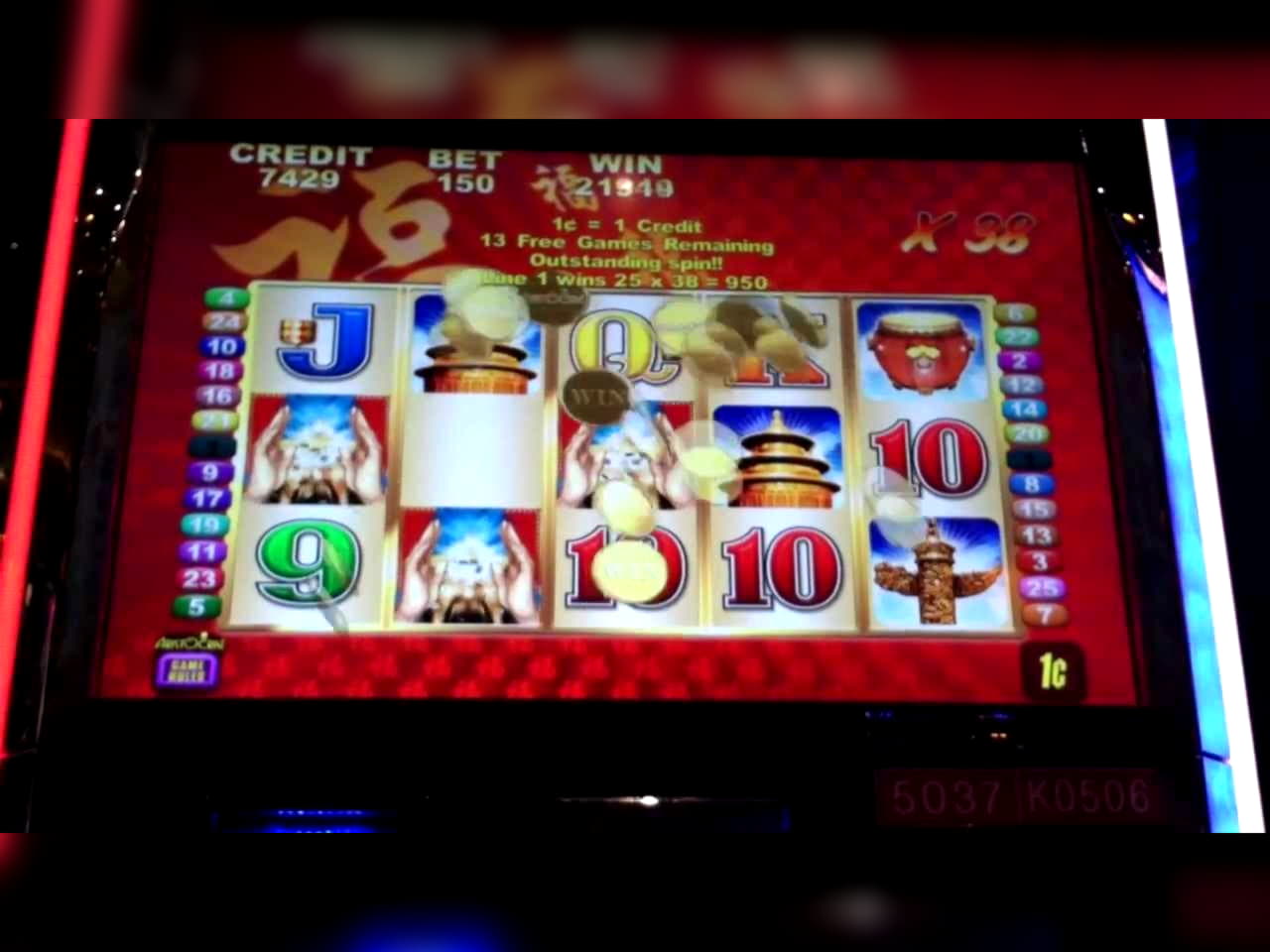 275 free casino spins at Casino-X