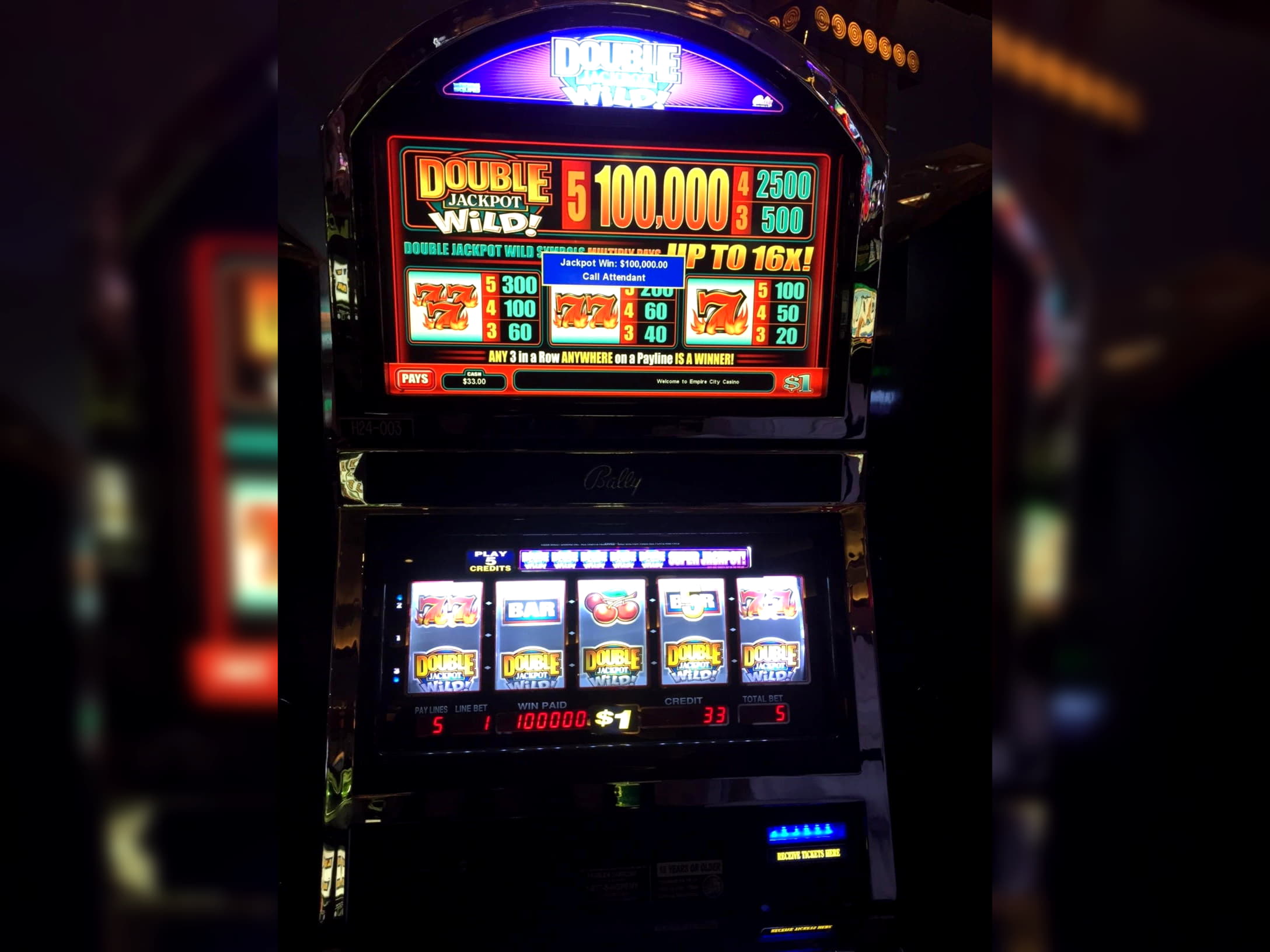 £145 Free Cash at Royal Dubai Casino