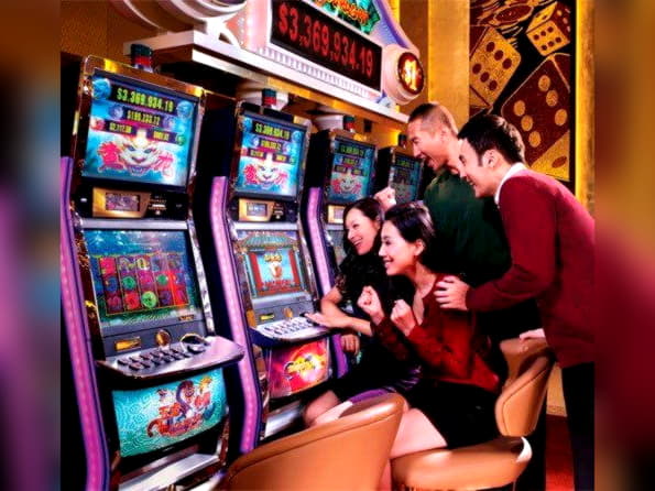 99 Loyalty Free Spins! at Casino Las Vegas