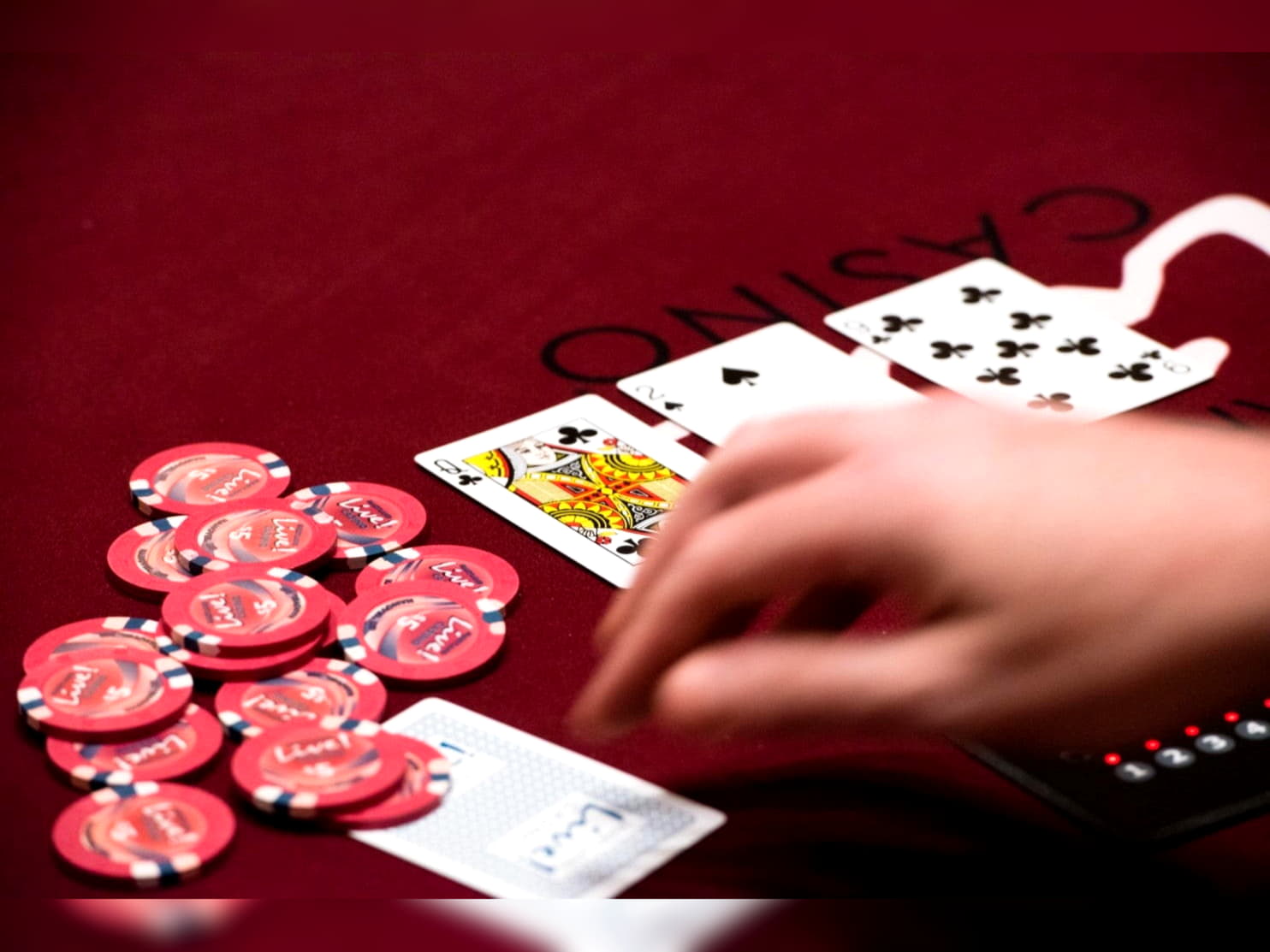 €2140 NO DEPOSIT BONUS CODE at Vegas Hero Casino
