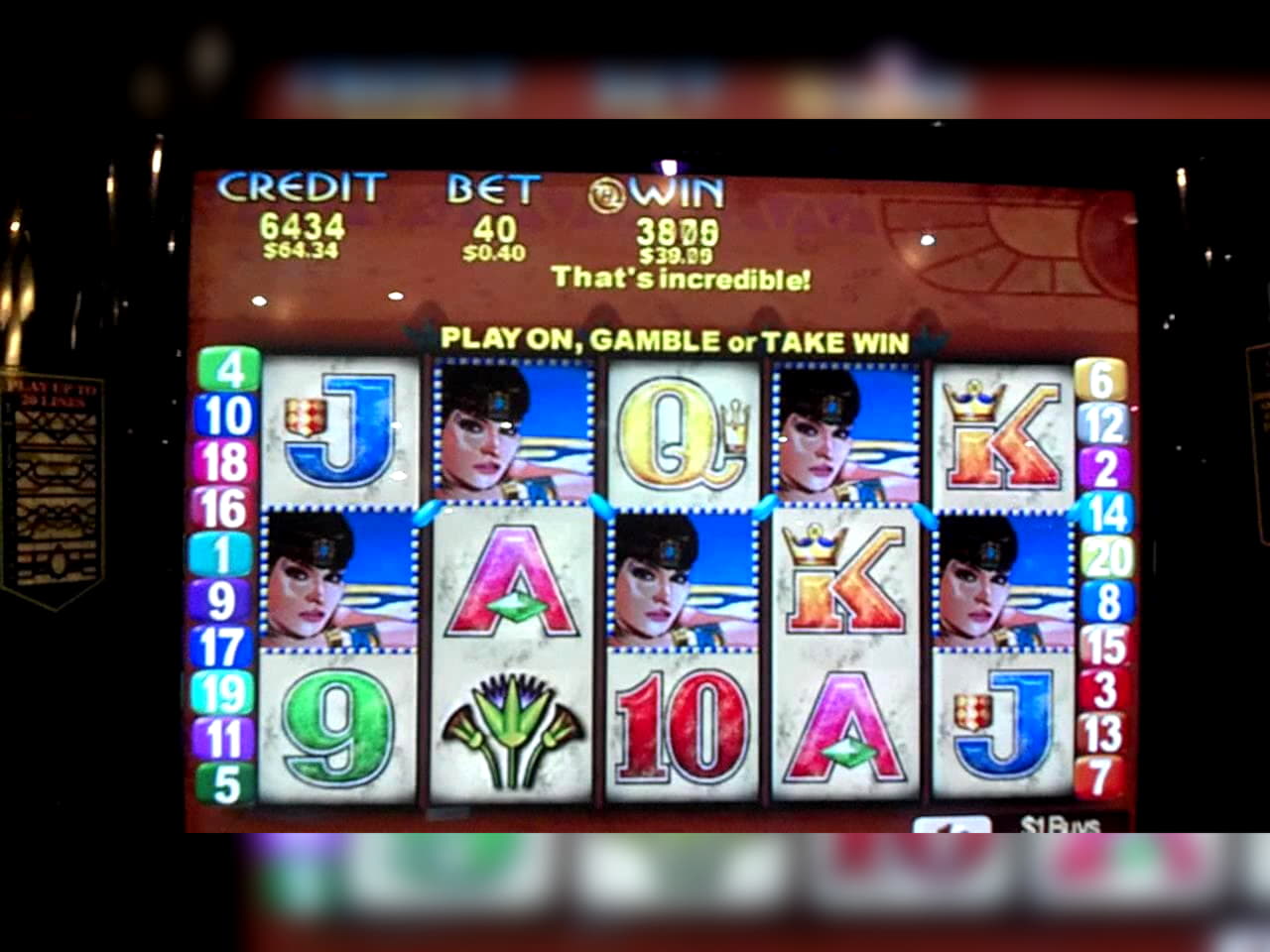80 Free Spins no deposit at Royal Dubai Casino