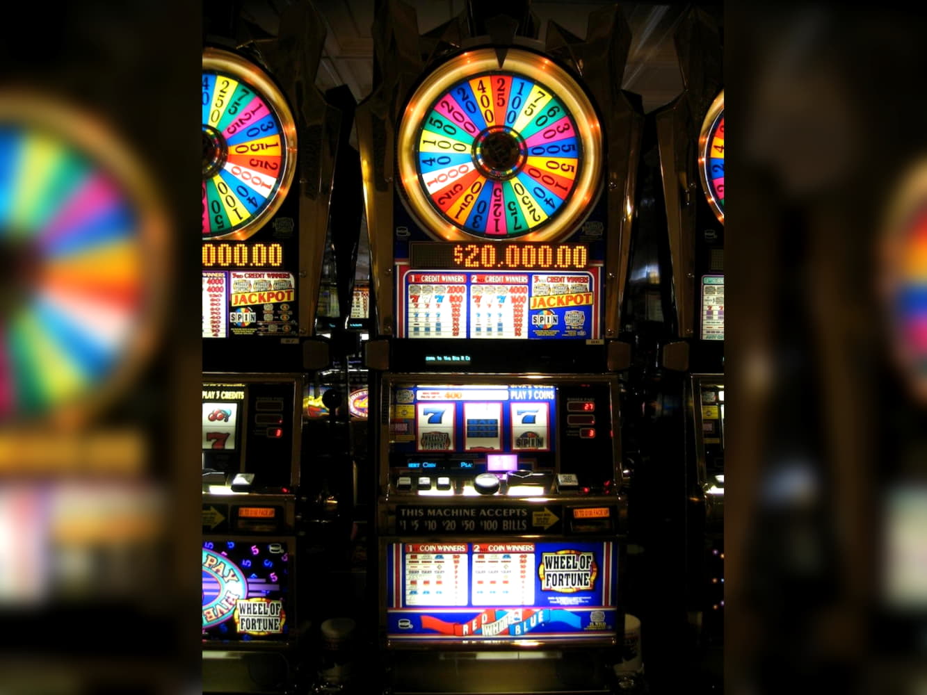 575% Signup casino bonus at Intertops Casino