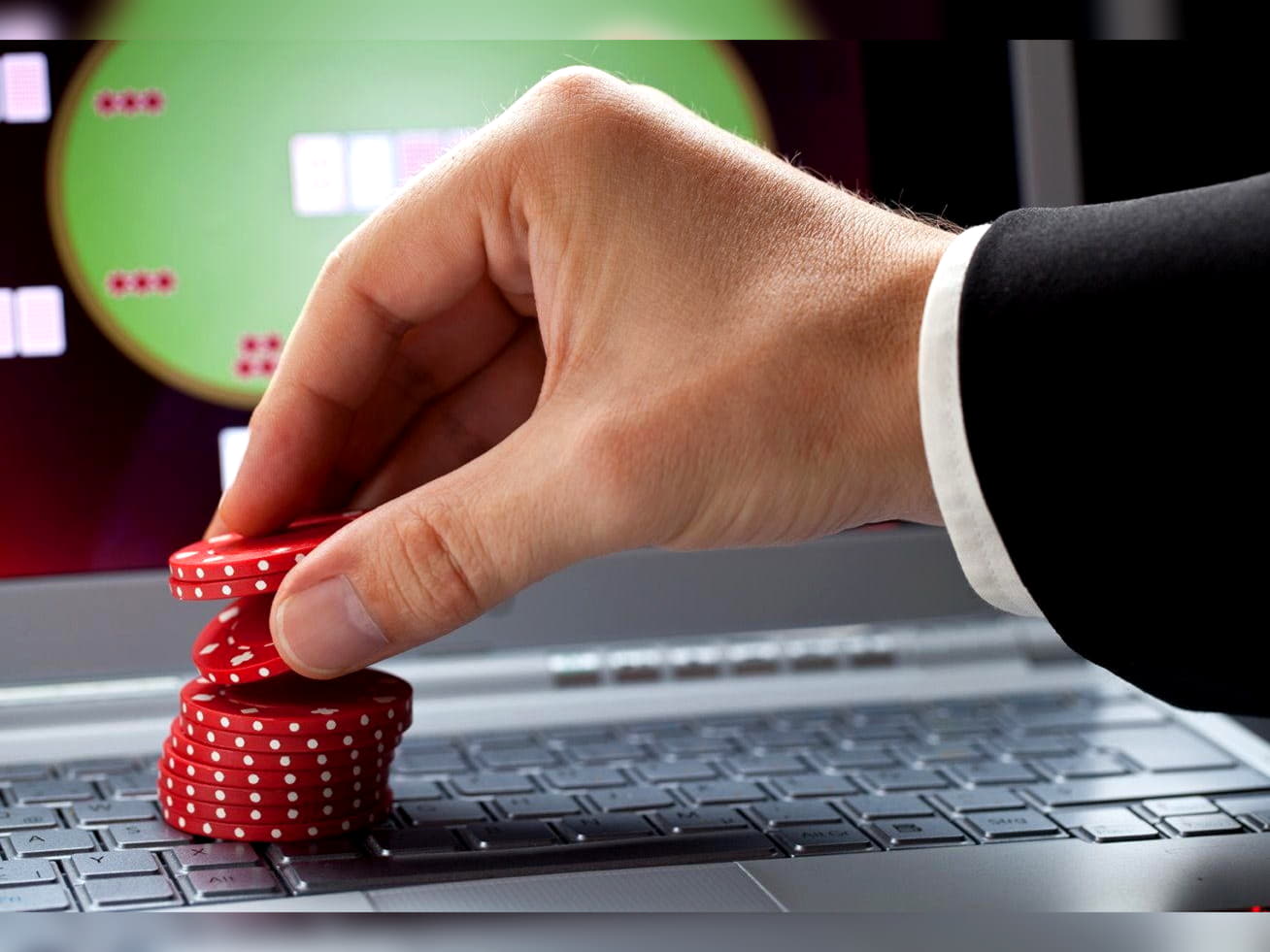 $77 Mobile freeroll slot tournament at Genesis Casino