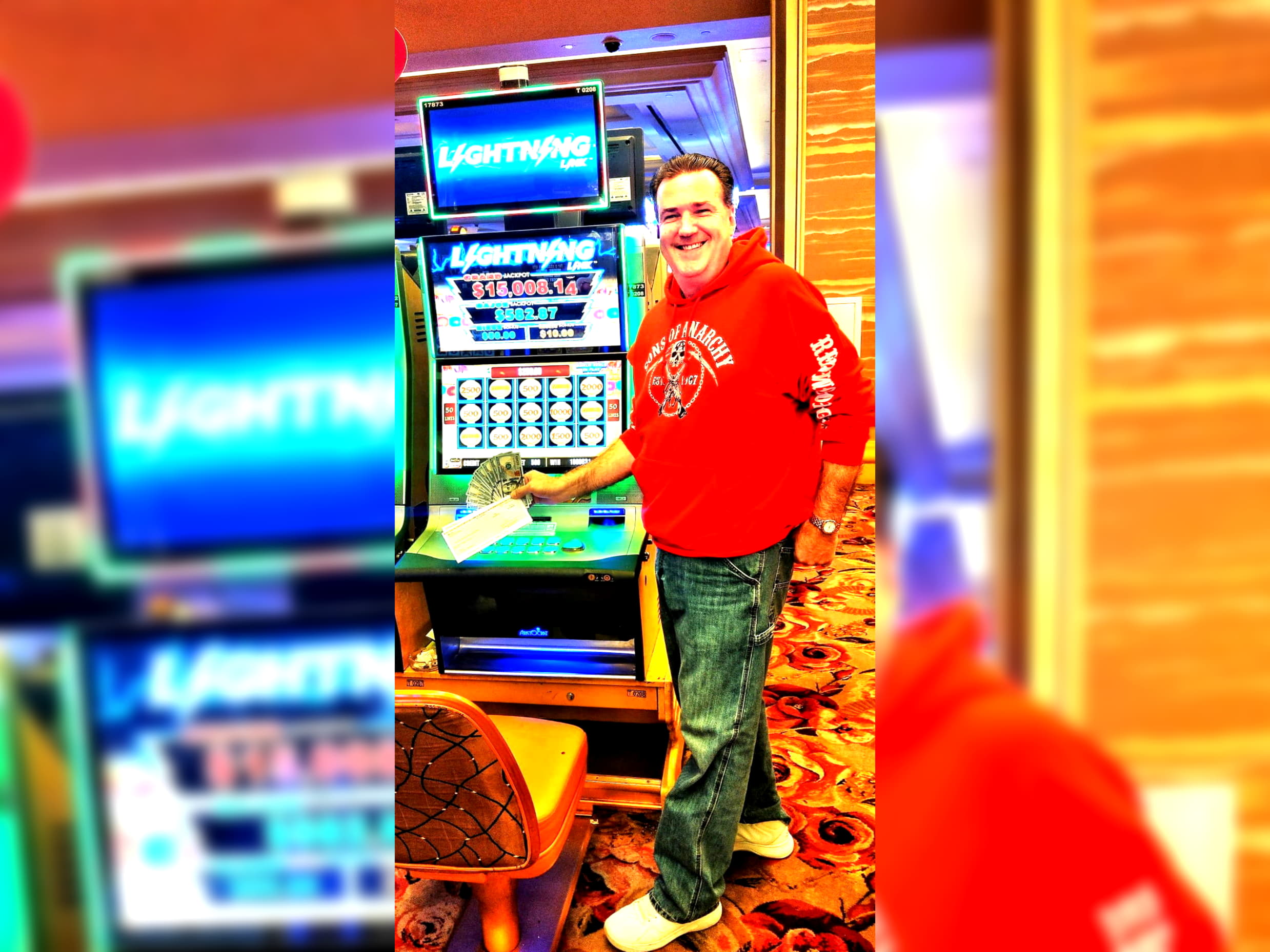 €525 Mobile freeroll slot tournament at Casino Max