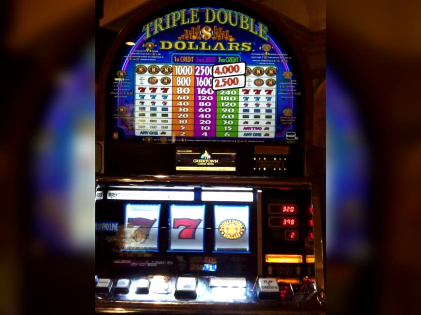 Eur 905 Daily freeroll slot tournament at Platinum Play Casino