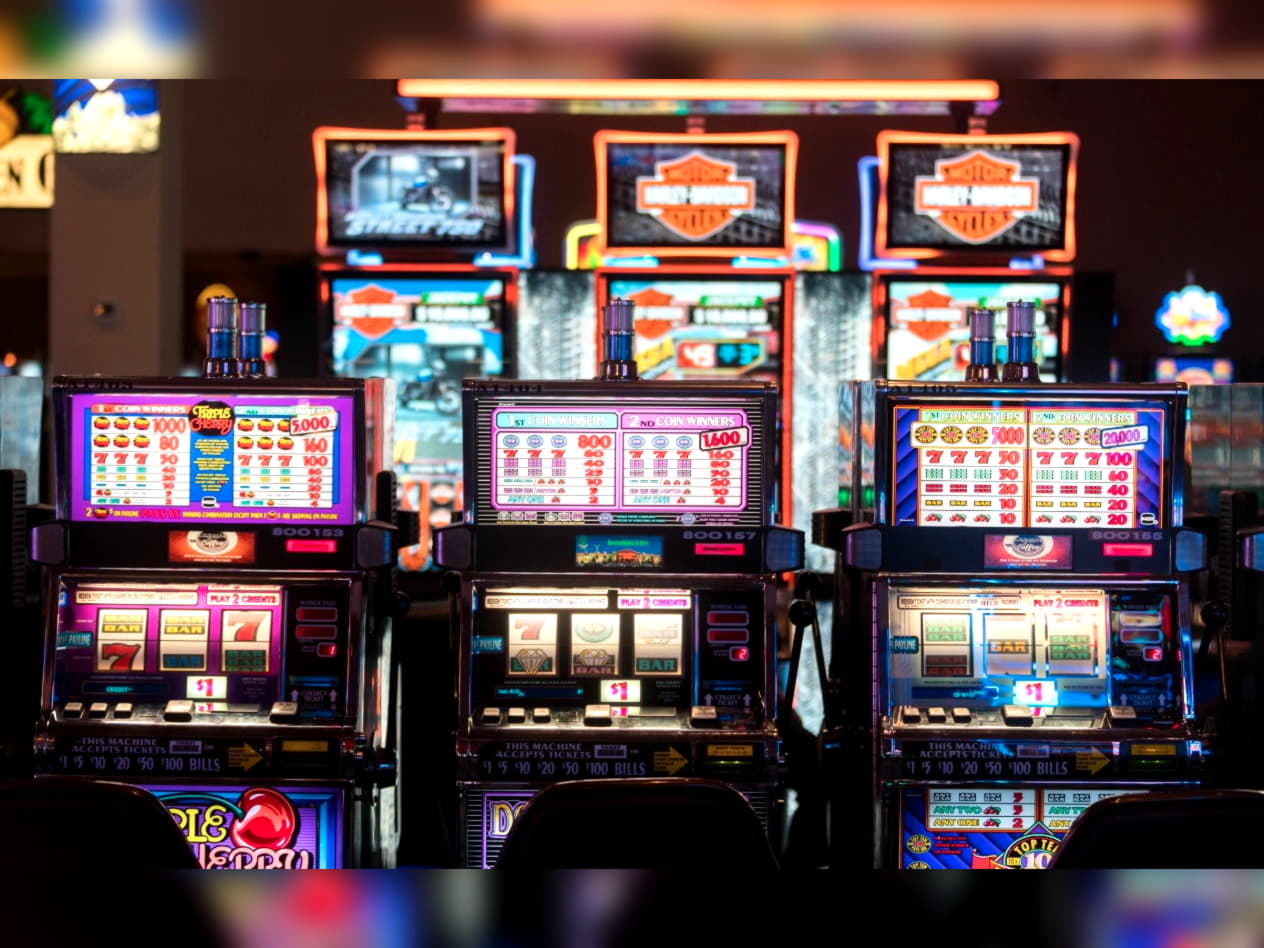 880% Match bonus at Royal Dubai Casino