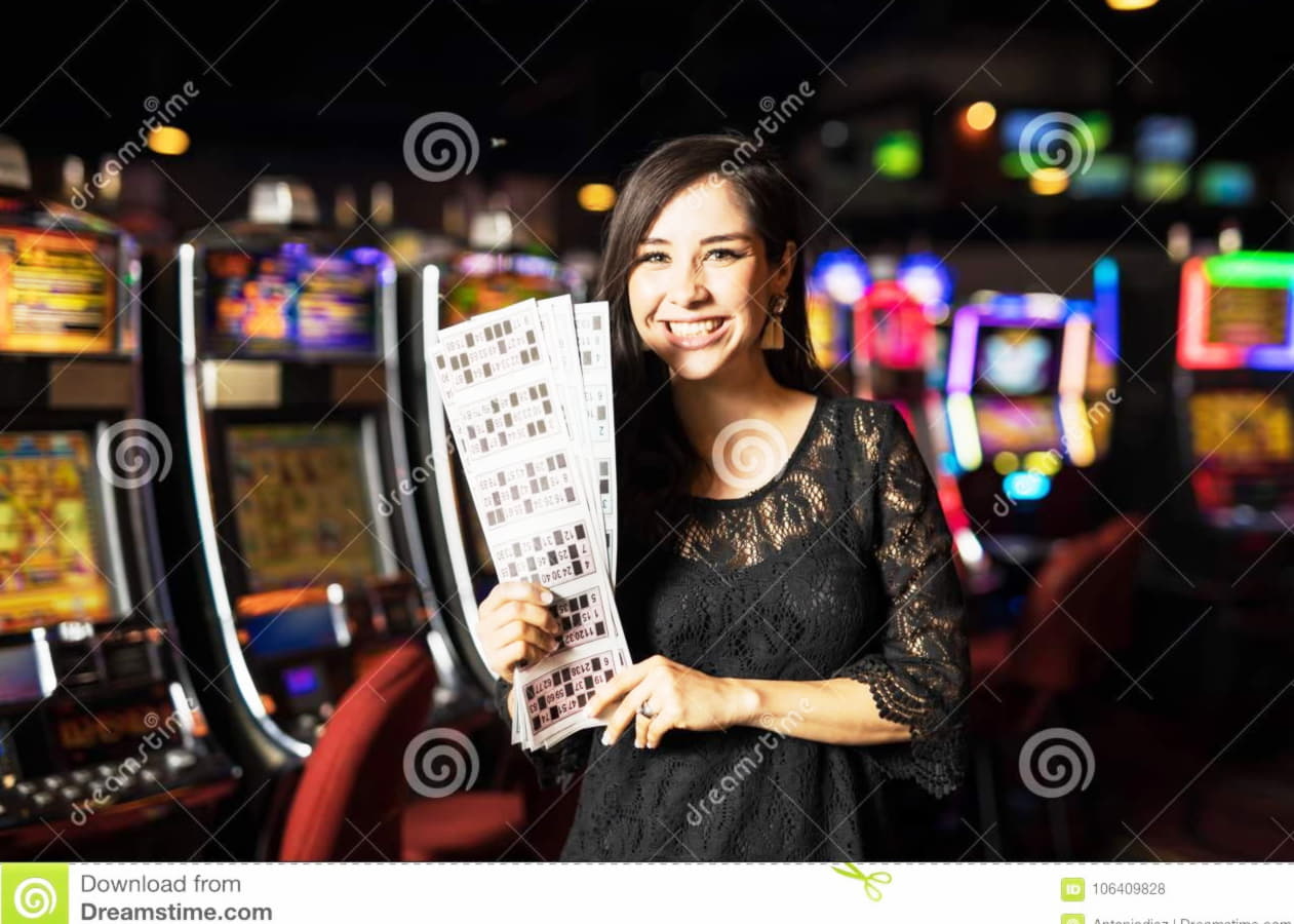 $110 NO DEPOSIT BONUS at Royal Dubai Casino