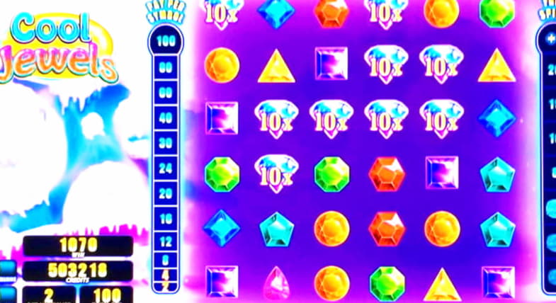 €685 Mobile freeroll slot tournament at Genesis Casino