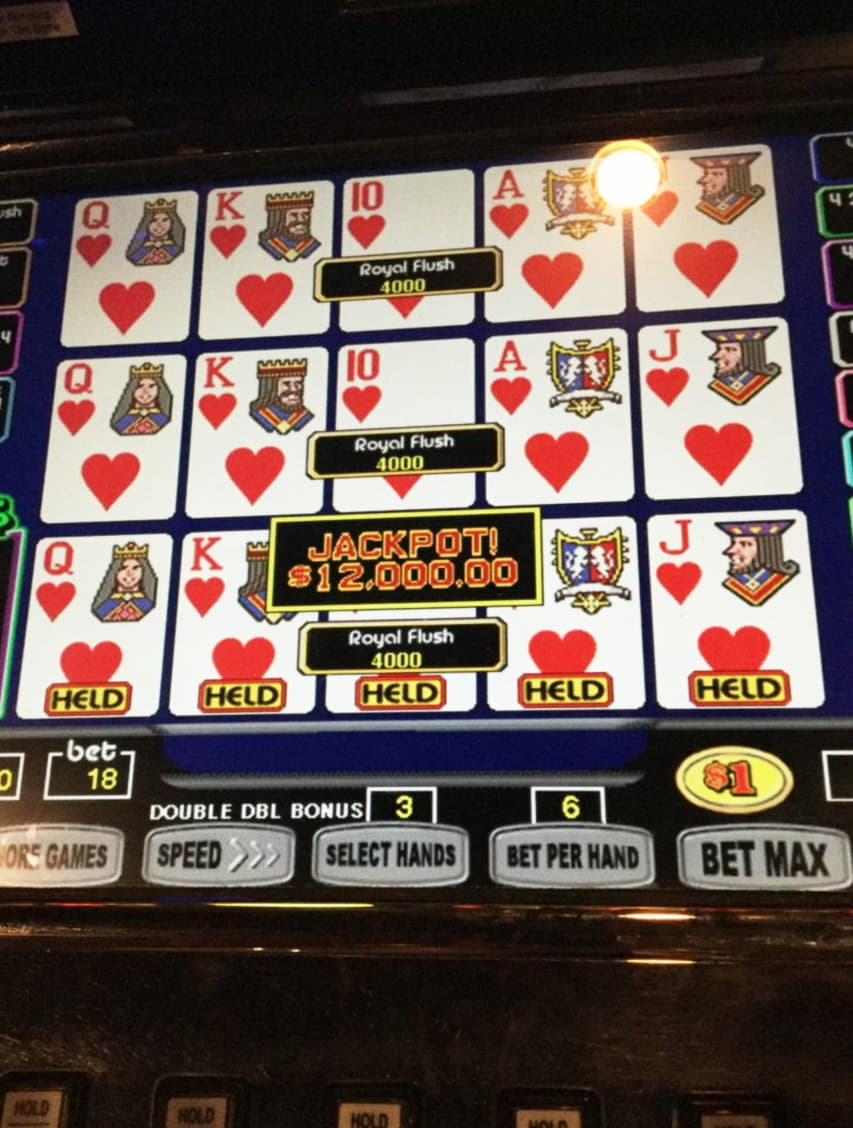 EUR 610 Mobile freeroll slot tournament at Mummys Gold Casino