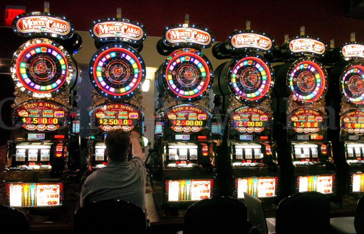 445% Deposit Match Bonus at Genesis Casino