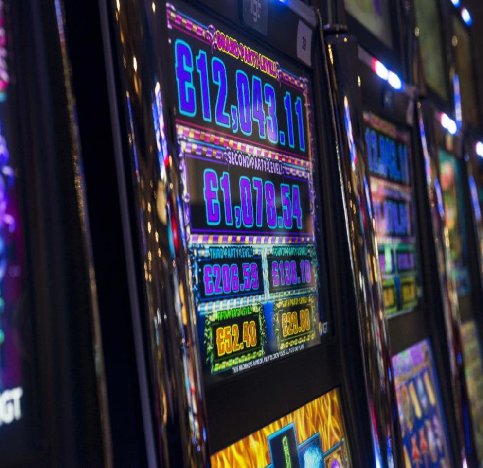 €3245 NO DEPOSIT BONUS at Vegas Hero Casino