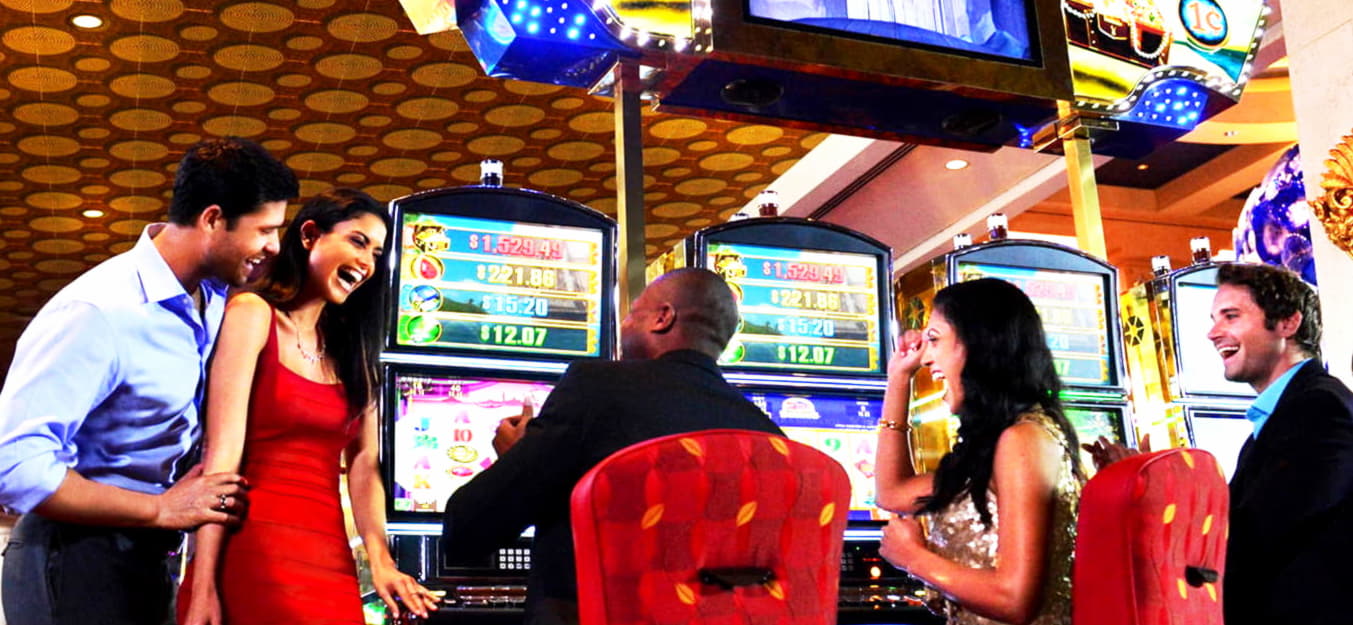 $250 Mobile freeroll slot tournament at Casino Max