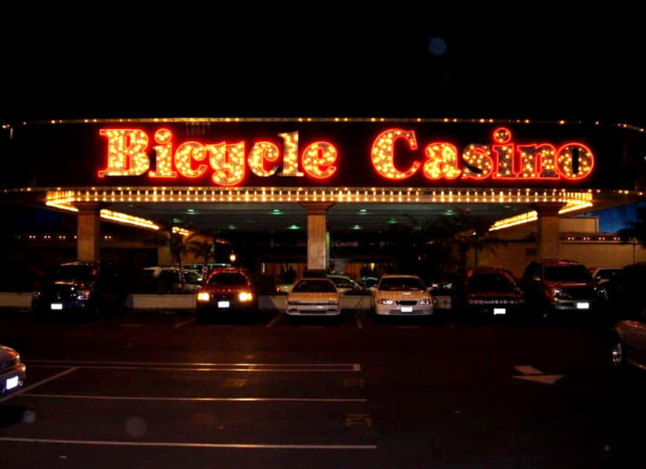 Eur 355 Free Chip at Jackpot City Casino