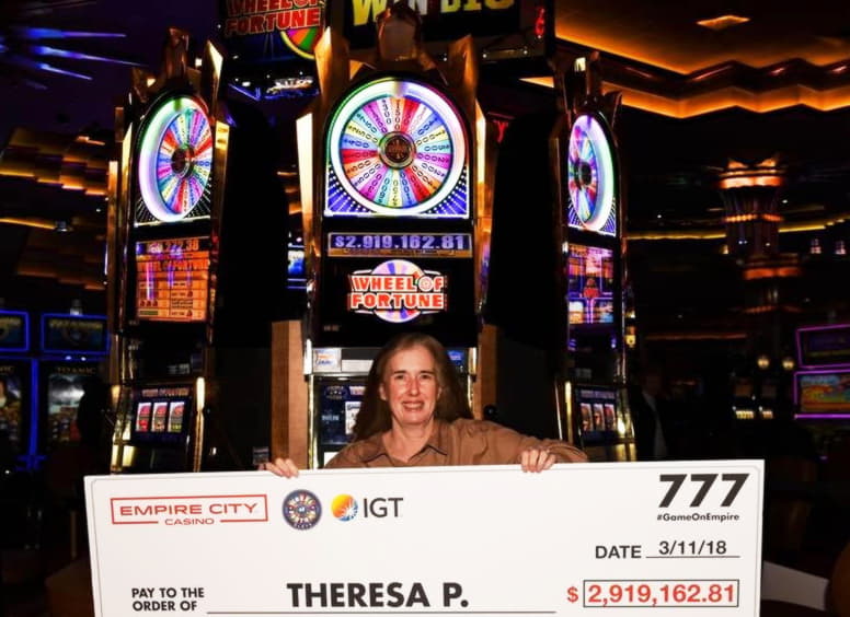 77 Free spins at Vegas Hero Casino