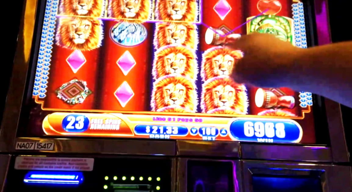 €645 Mobile freeroll slot tournament at LV Bet Casino