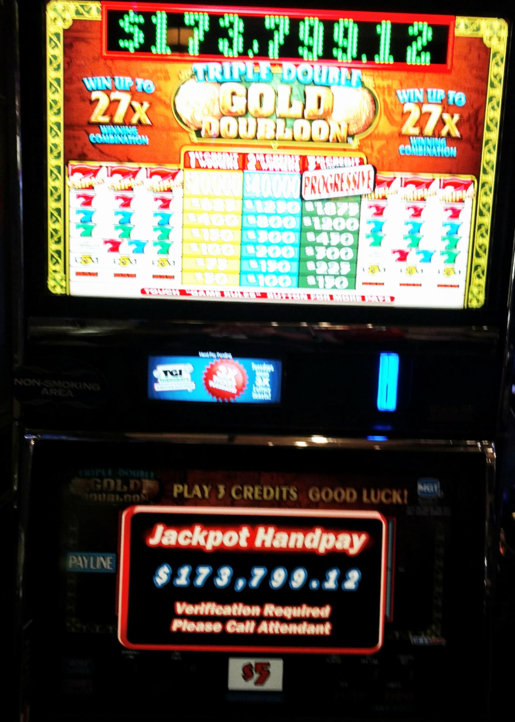65 FREE SPINS at Vegas Hero Casino