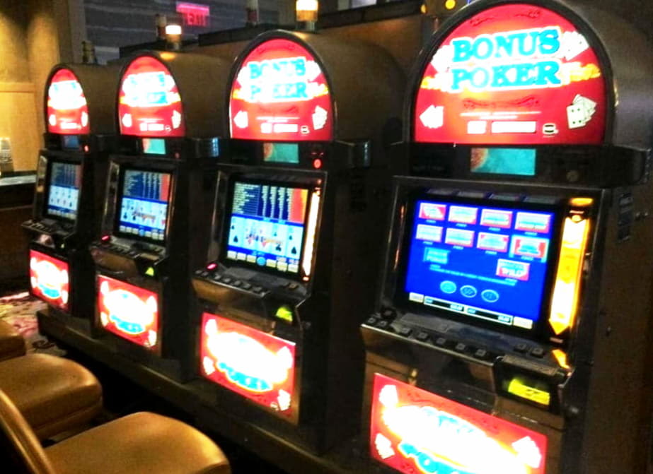 250 FREE SPINS at Lucky Nugget Casino
