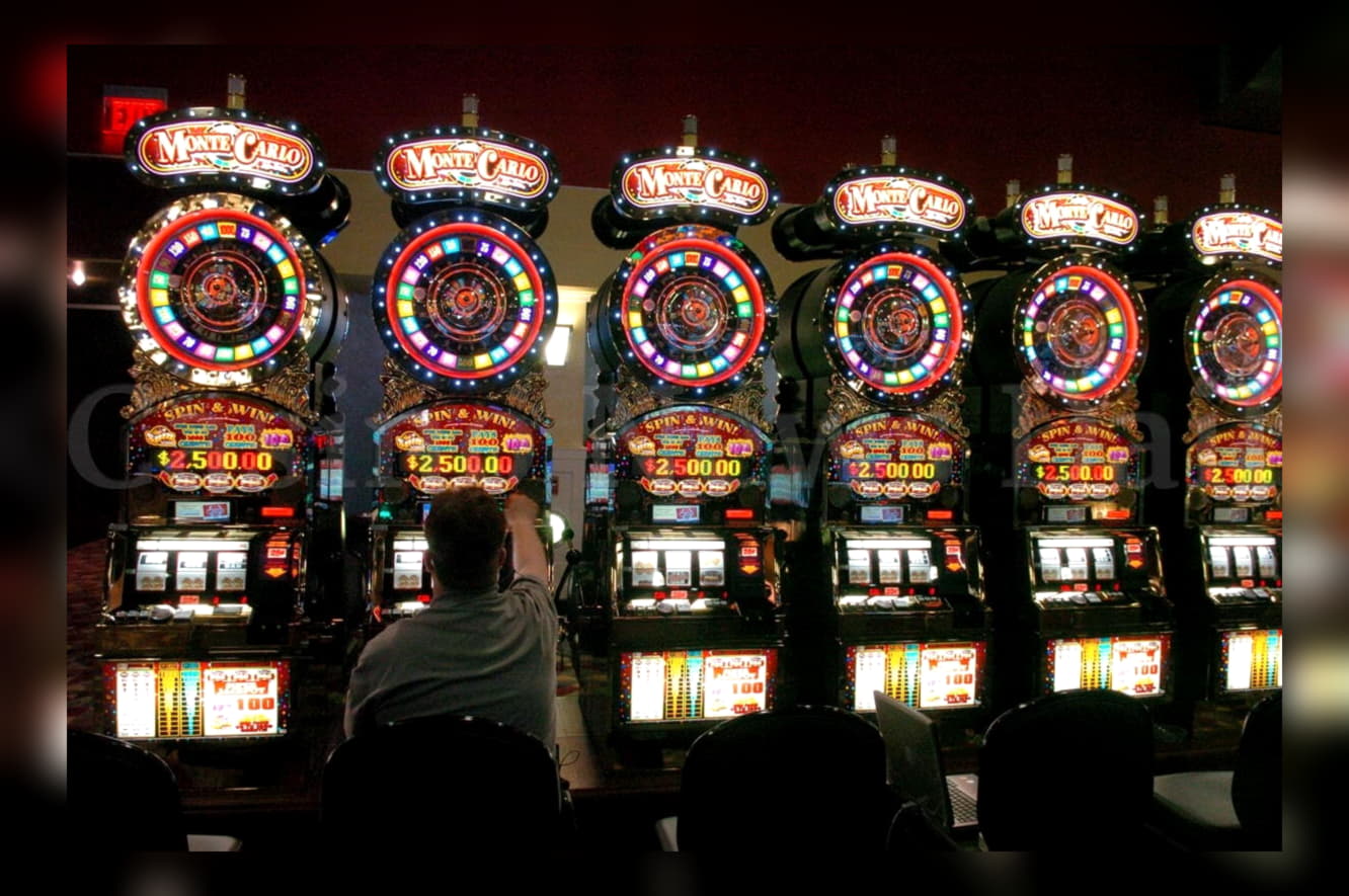 222 FREE Spins at LV Bet Casino