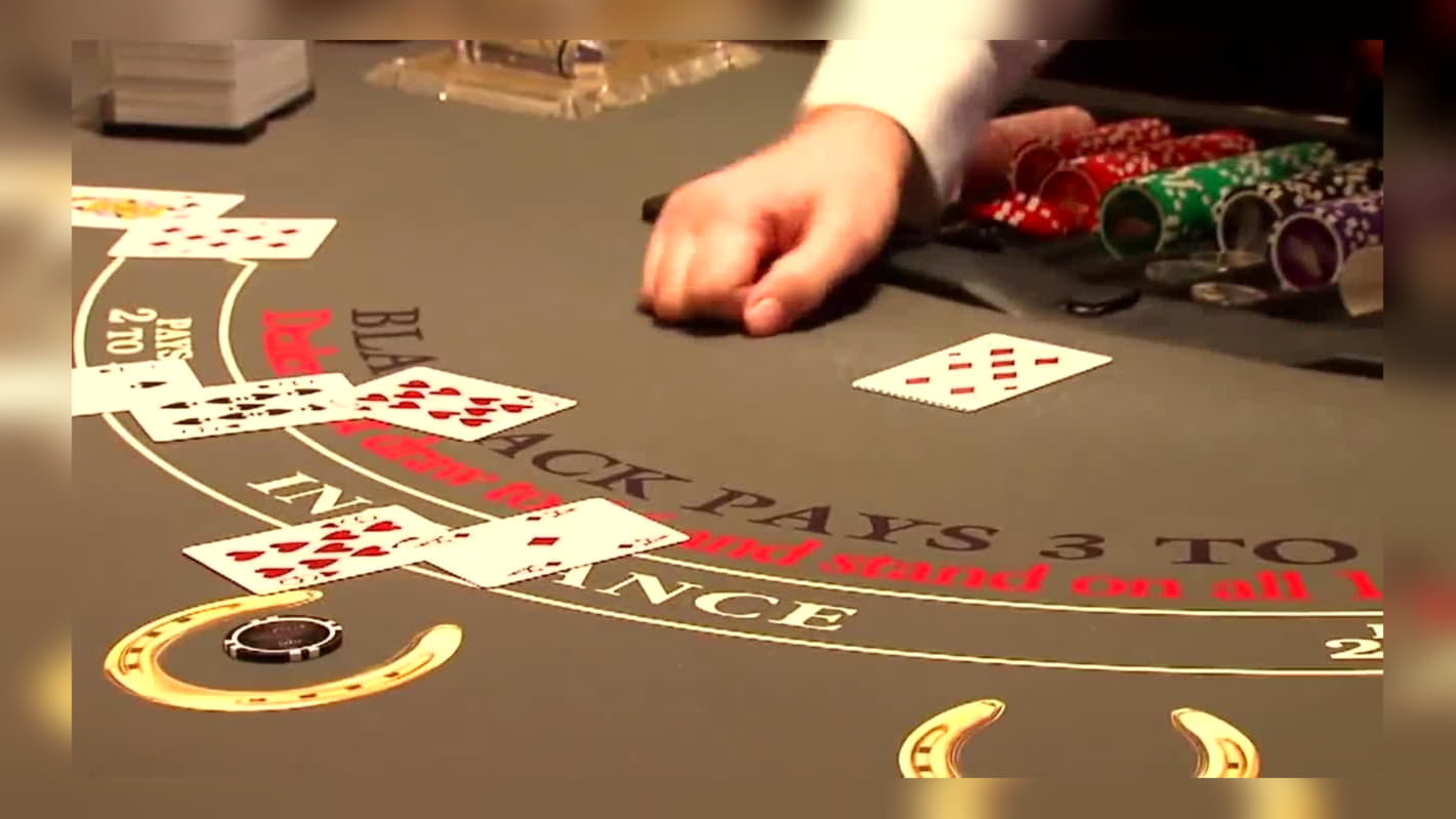 111 Free spins no deposit casino at Yes Casino 