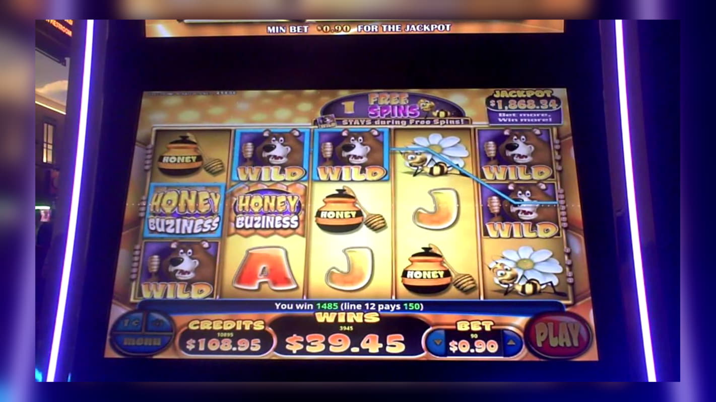 £330 Free Casino Chip at Red Bet Casino