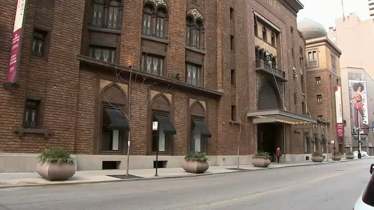 Temporary Chicago casino at Medinah Temple gets approval