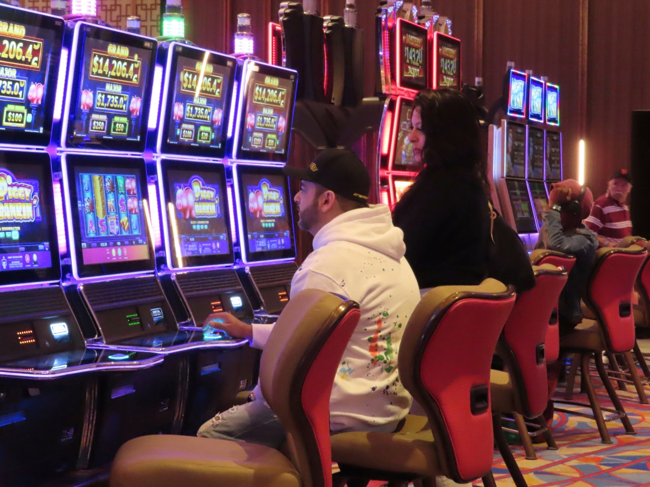 New Jersey casinos, tracks and partners won $471M in May, up 9.4%, but  in-person winnings still lag | FOX 5 San Diego